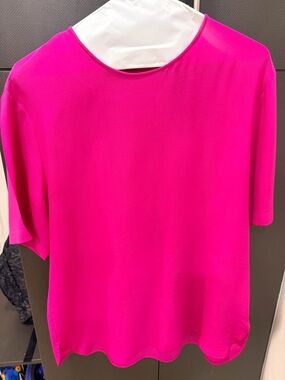 JH Collectibles Vibrant Fuchsia Short-Sleeve Blouse vintage